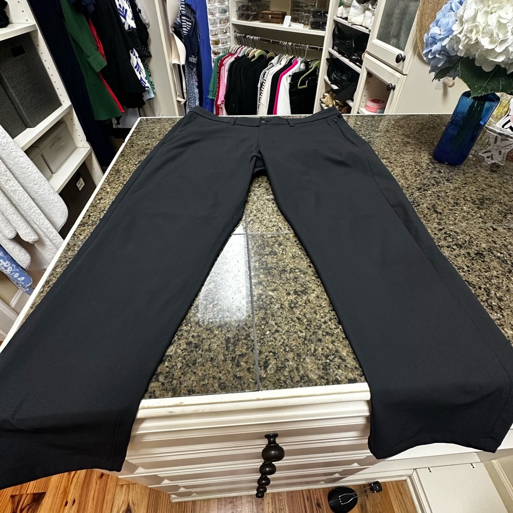 ABC Lululemon pants. 36x30. Only worn a few times.
